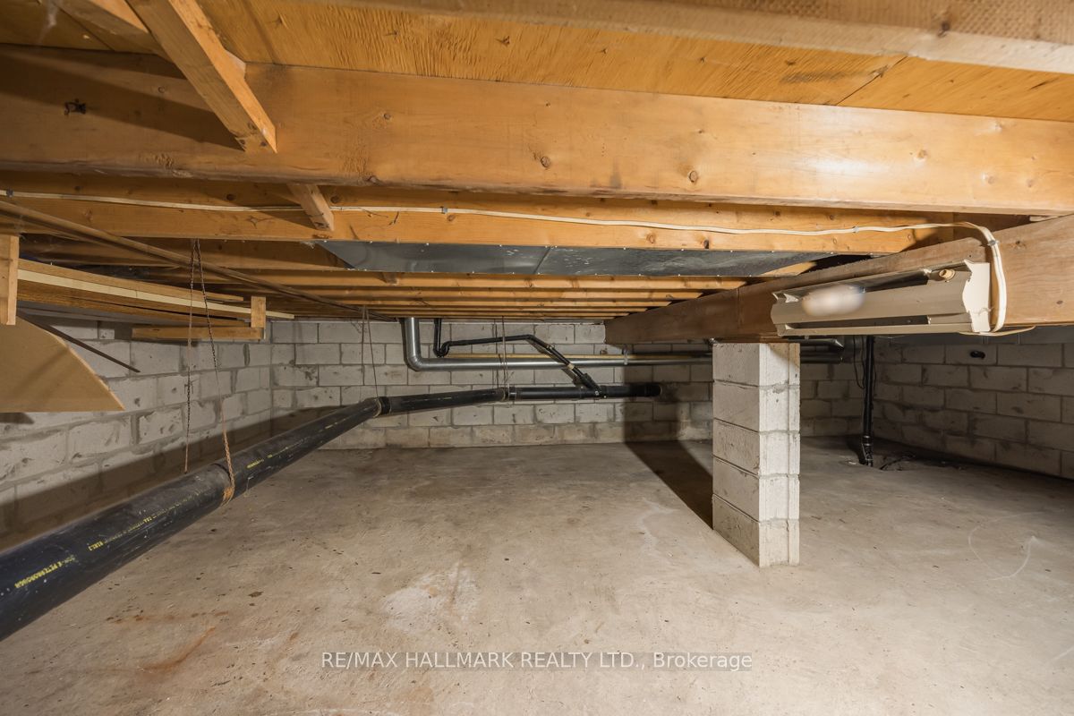 27 Oak Ave Property Photo 26