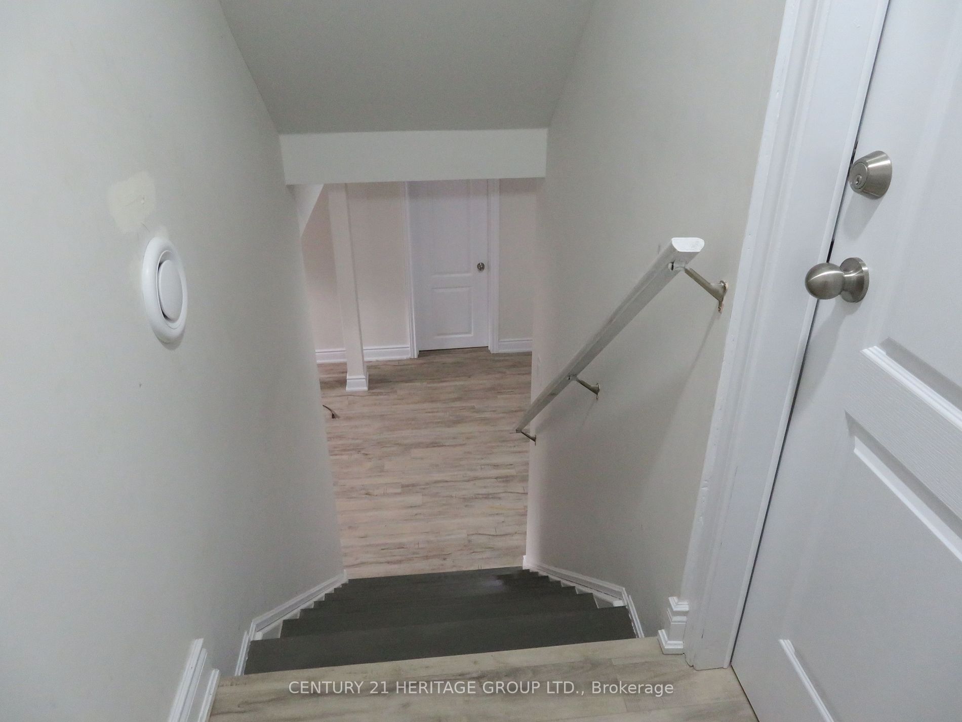 78 Gibson Circ Property Photo 2