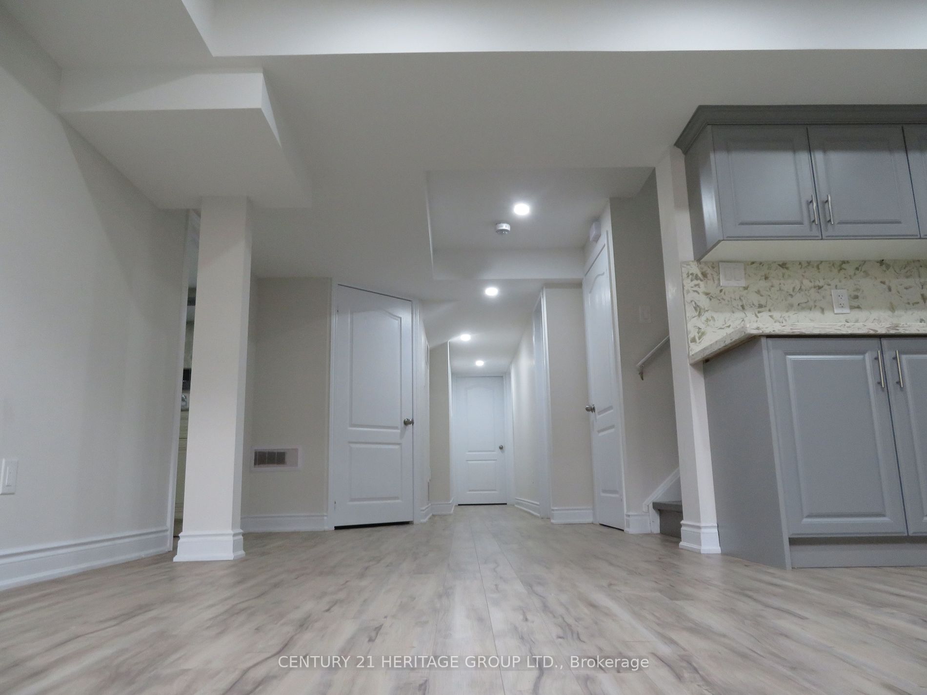 78 Gibson Circ Property Photo 7