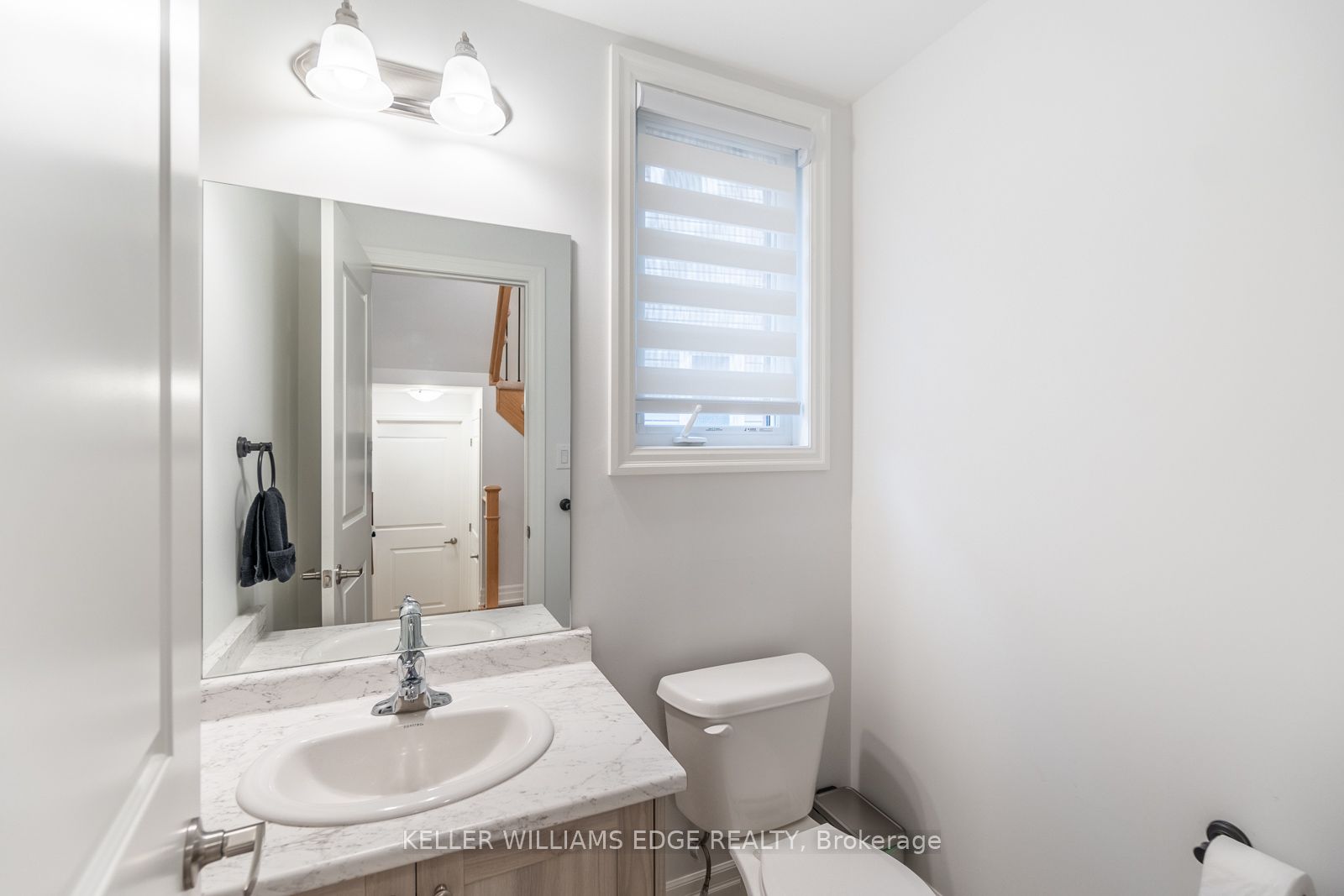 84 Wood Cres Property Photo 15