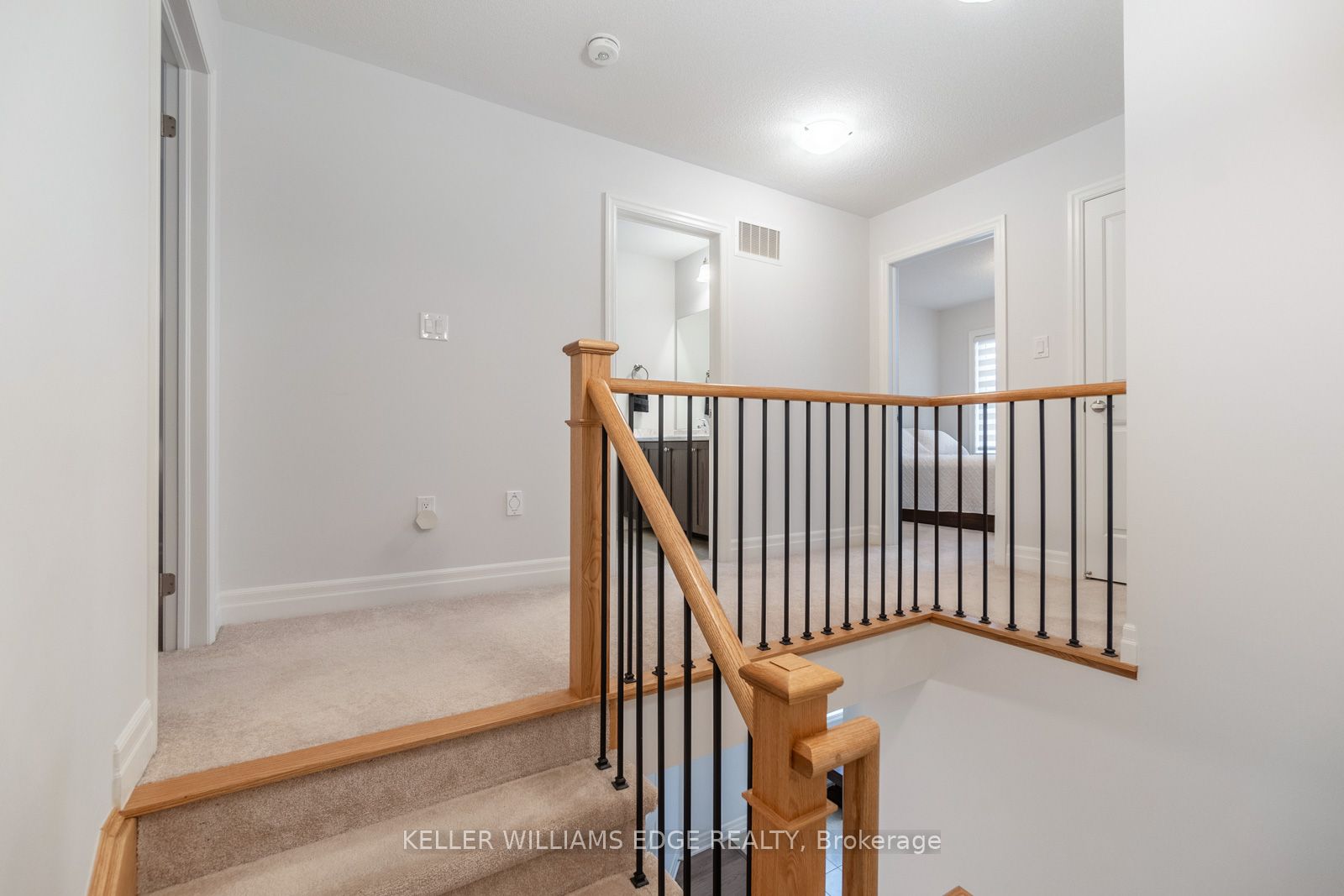 84 Wood Cres Property Photo 17