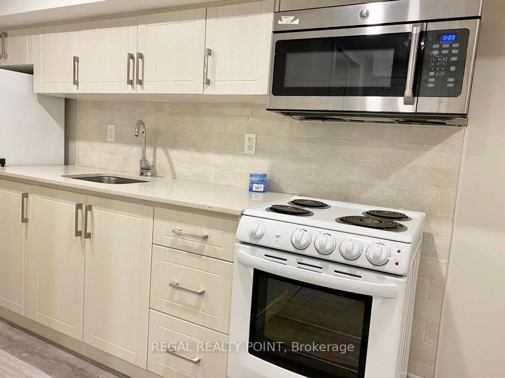 214 Beechy Dr Property Photo 5