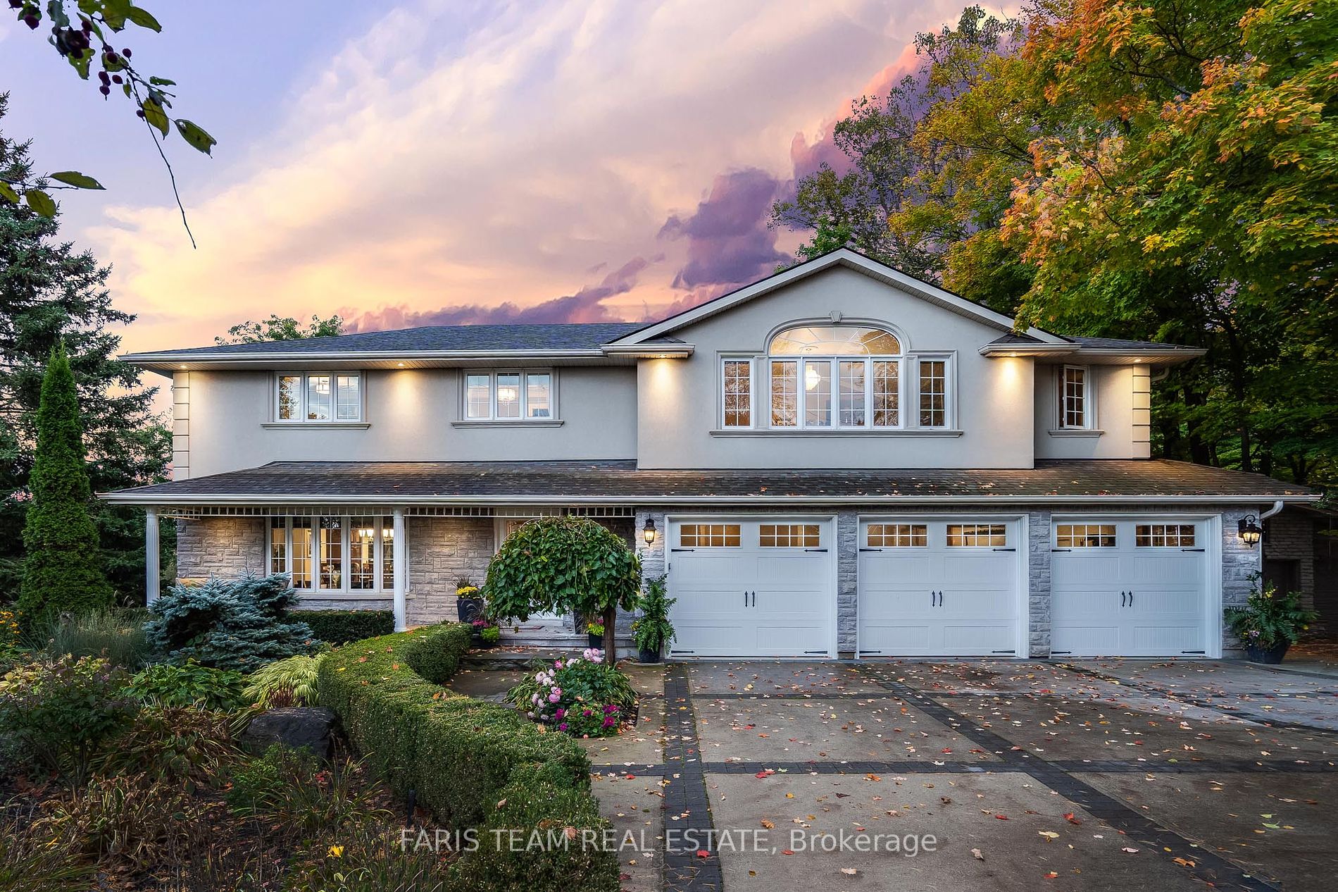 2349 11 Line Property Photo 2