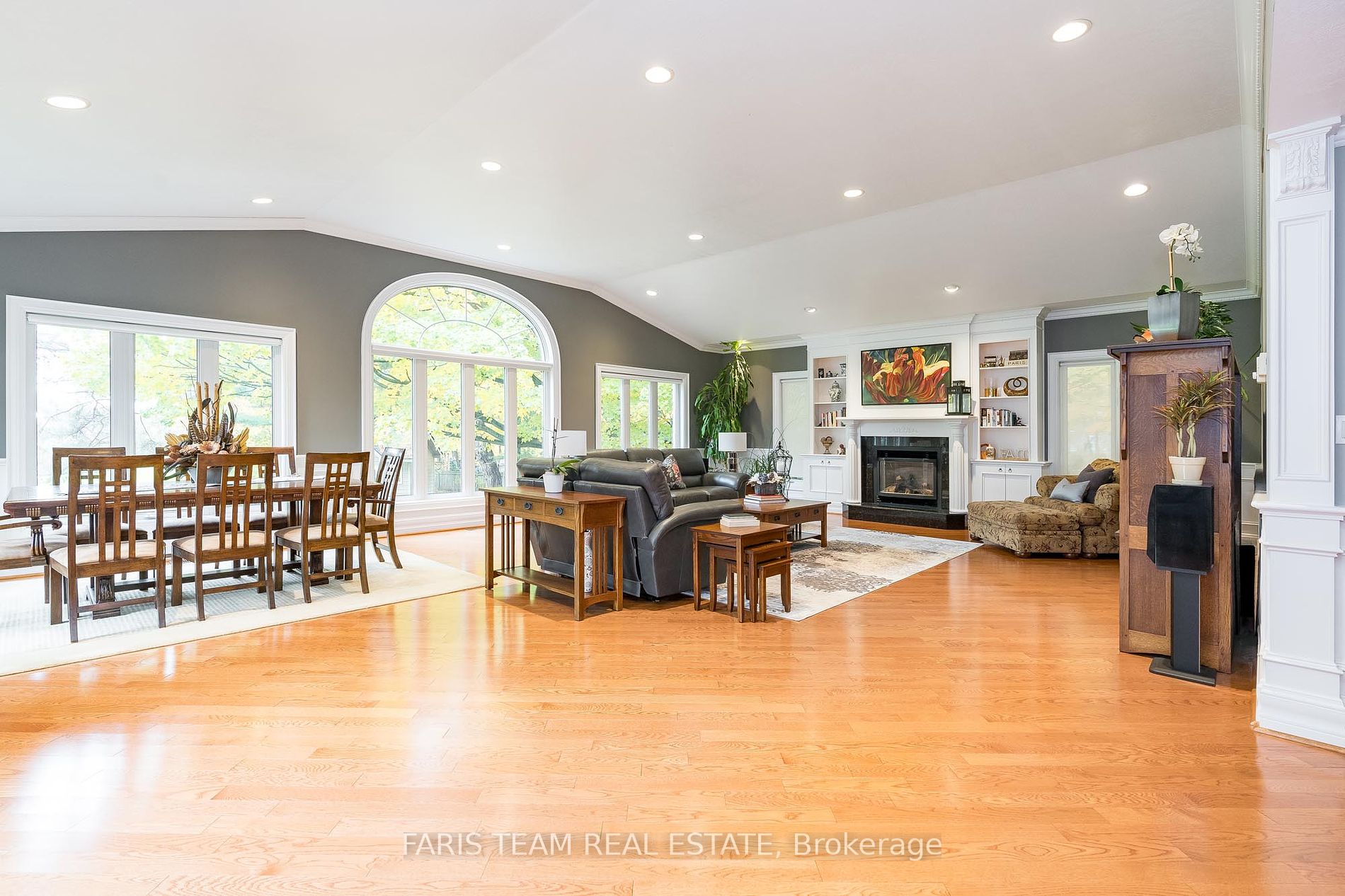 2349 11 Line Property Photo 10