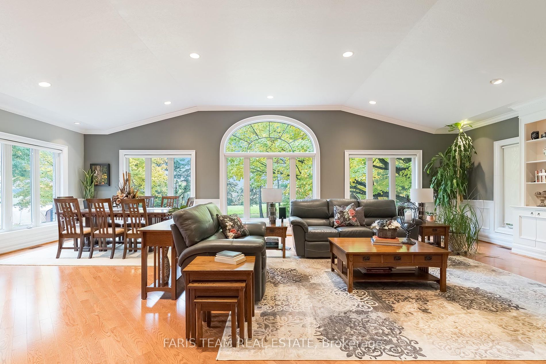 2349 11 Line Property Photo 13