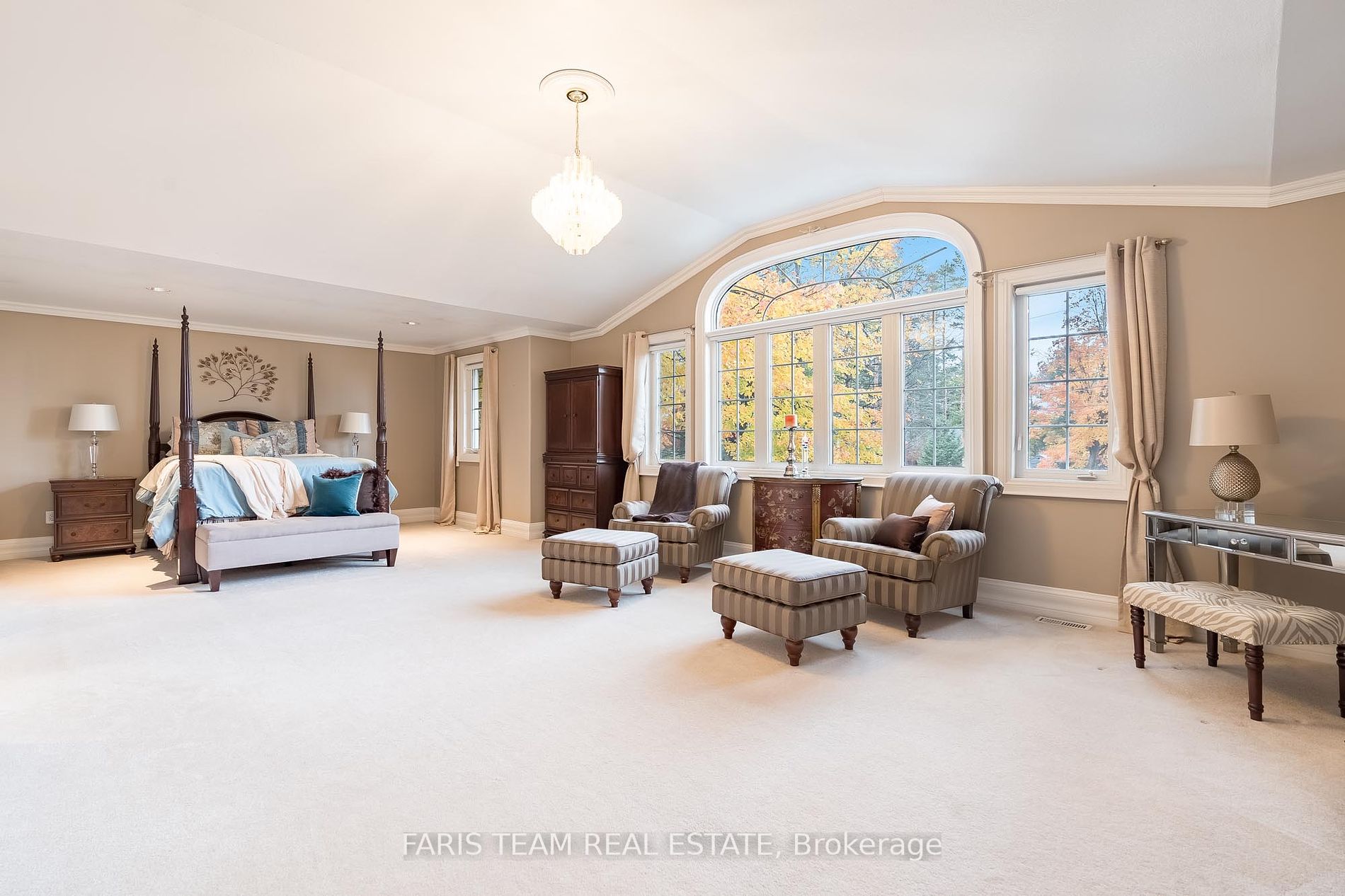 2349 11 Line Property Photo 16