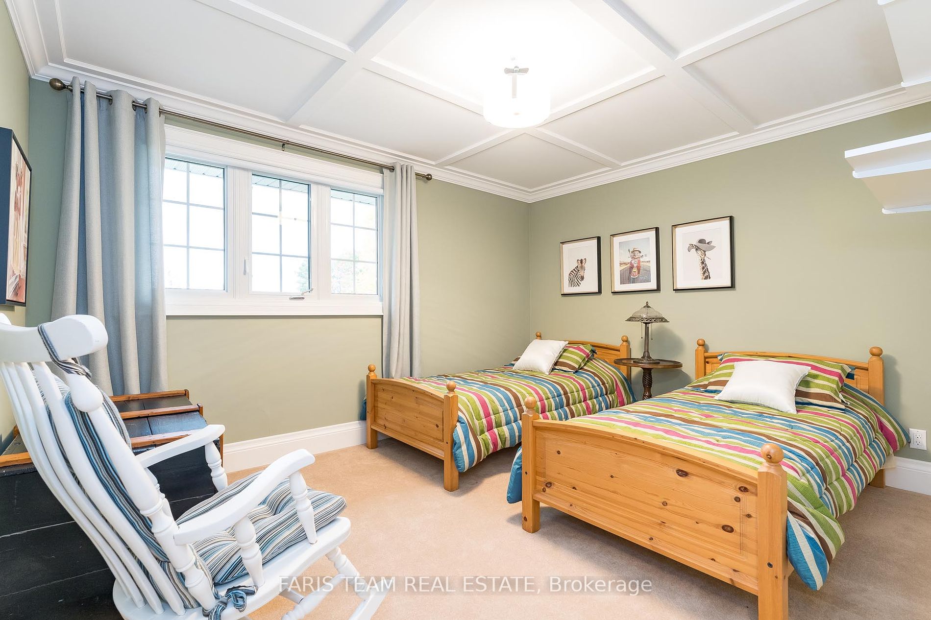 2349 11 Line Property Photo 21