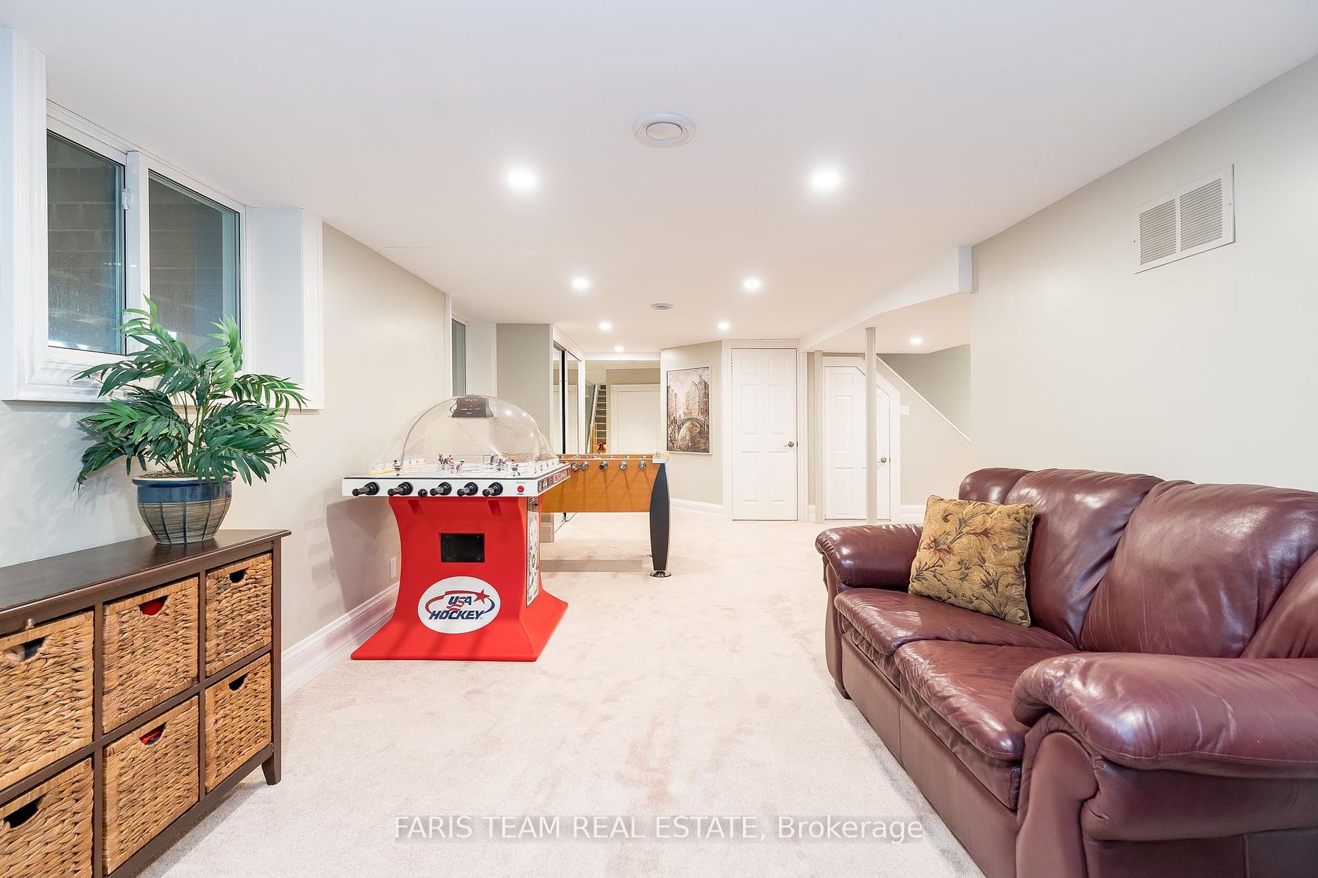2349 11 Line Property Photo 26