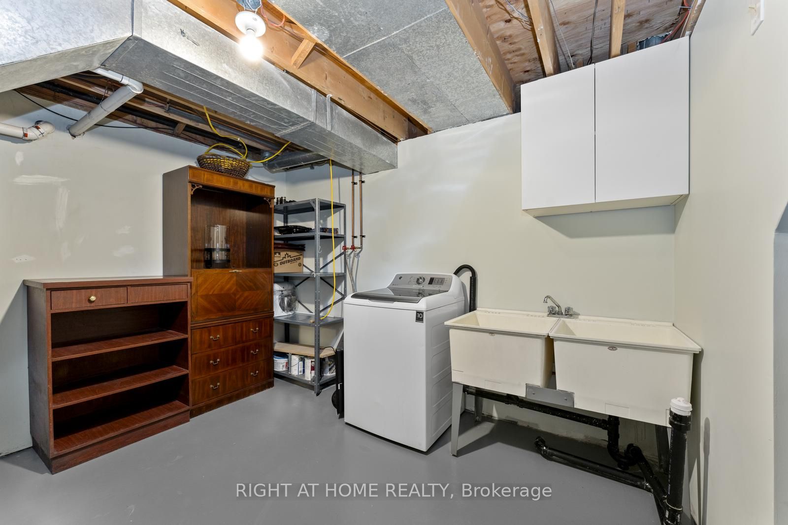 189 Timber Lane Property Photo 17