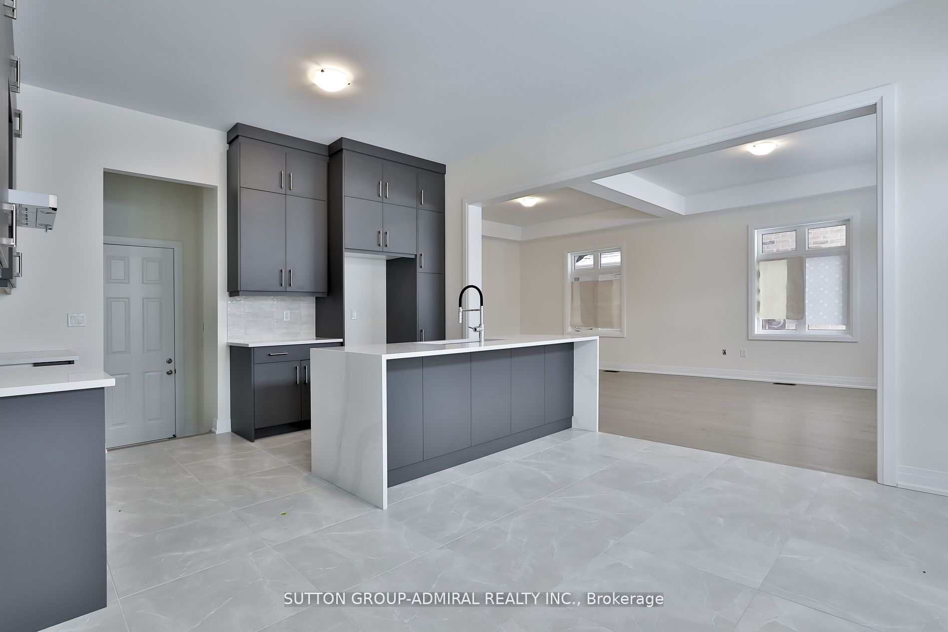 7 William Logan Dr Property Photo 10
