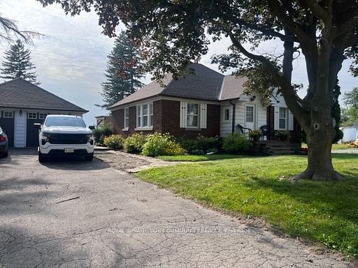 12870 Keele St Property Photo 2