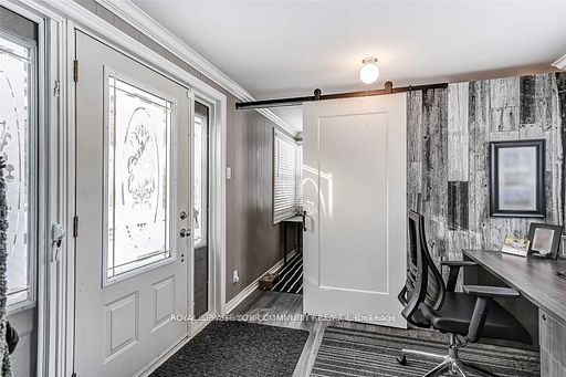 12870 Keele St Property Photo 18