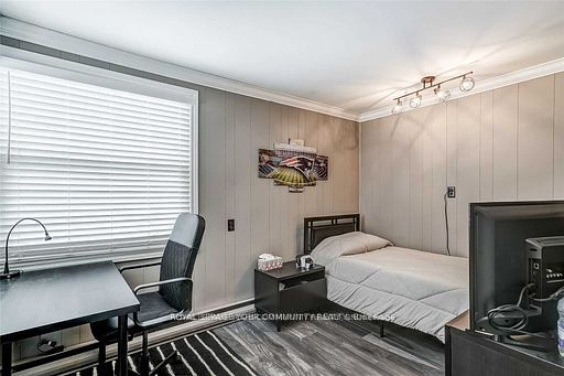 12870 Keele St Property Photo 20