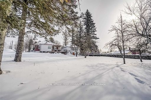 12870 Keele St Property Photo 25