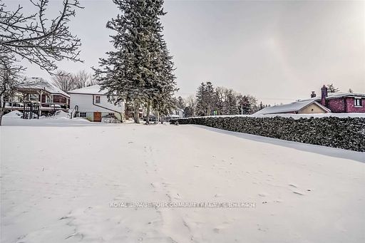 12870 Keele St Property Photo 28