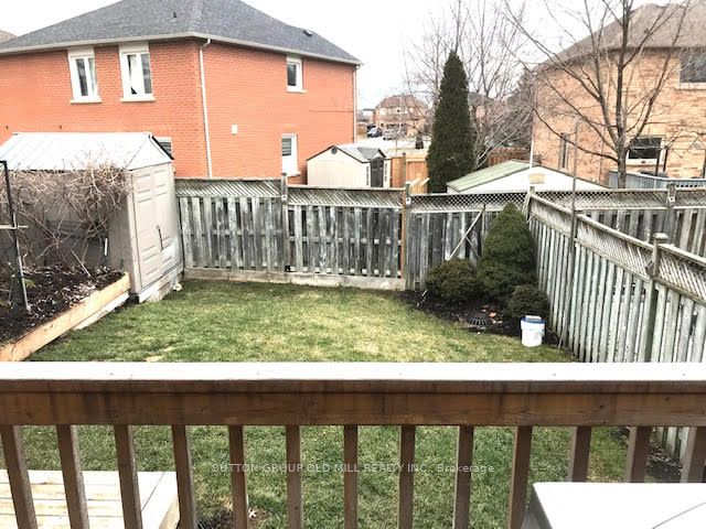 76 Carron Ave Property Photo 20