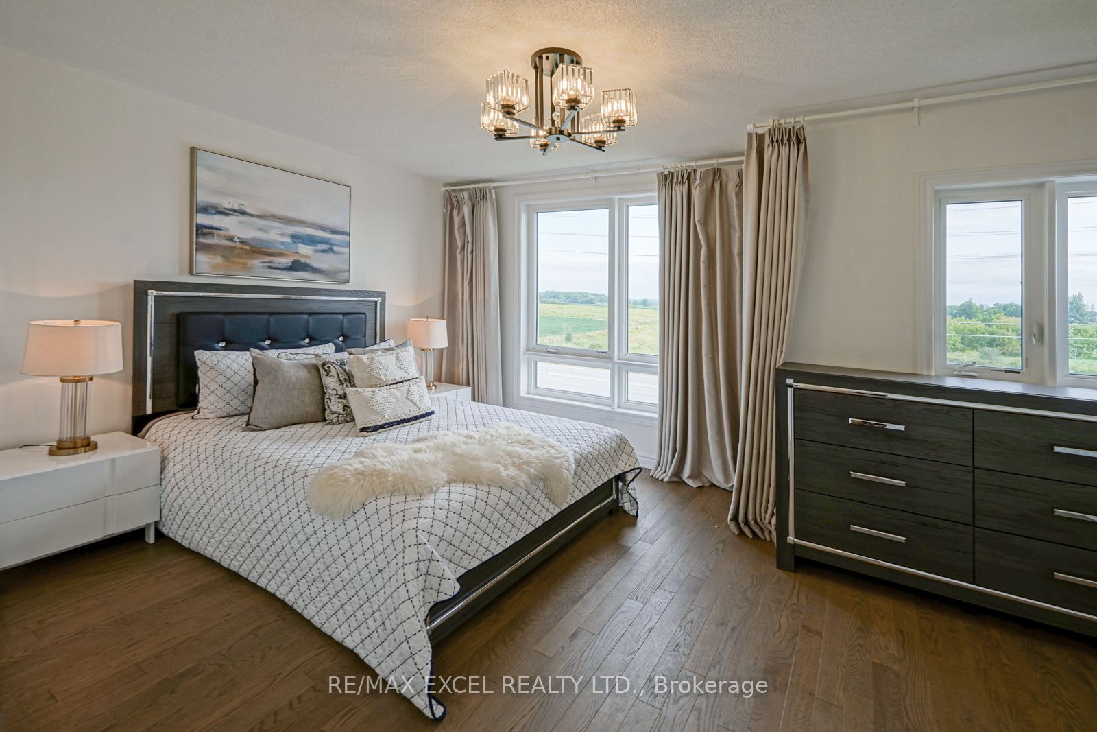 2 Chicago Lane Property Photo 21