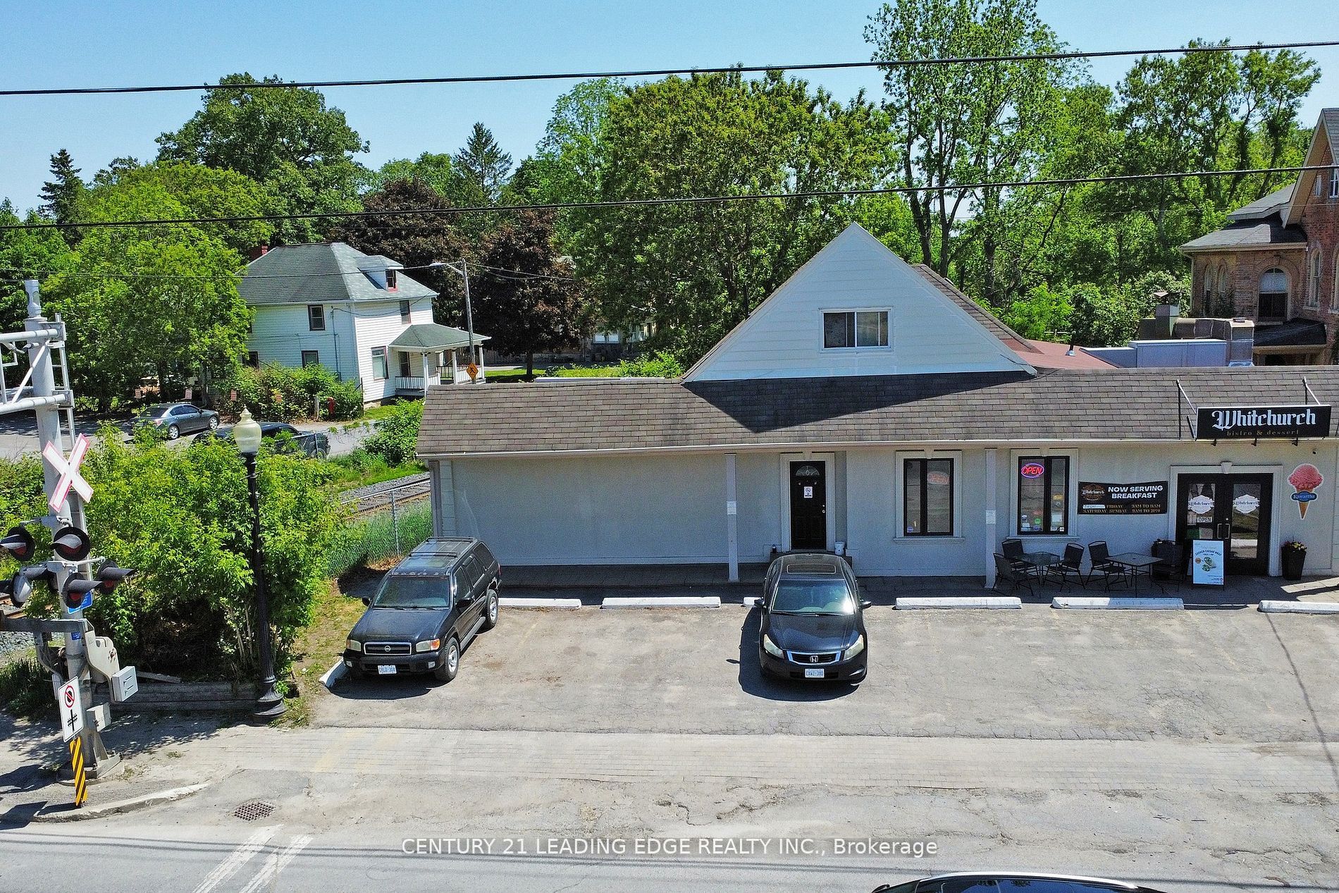 6193 Main St Property Photo 7