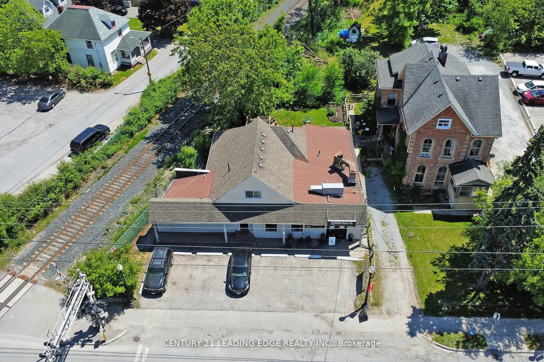 6193 Main St Property Photo 11