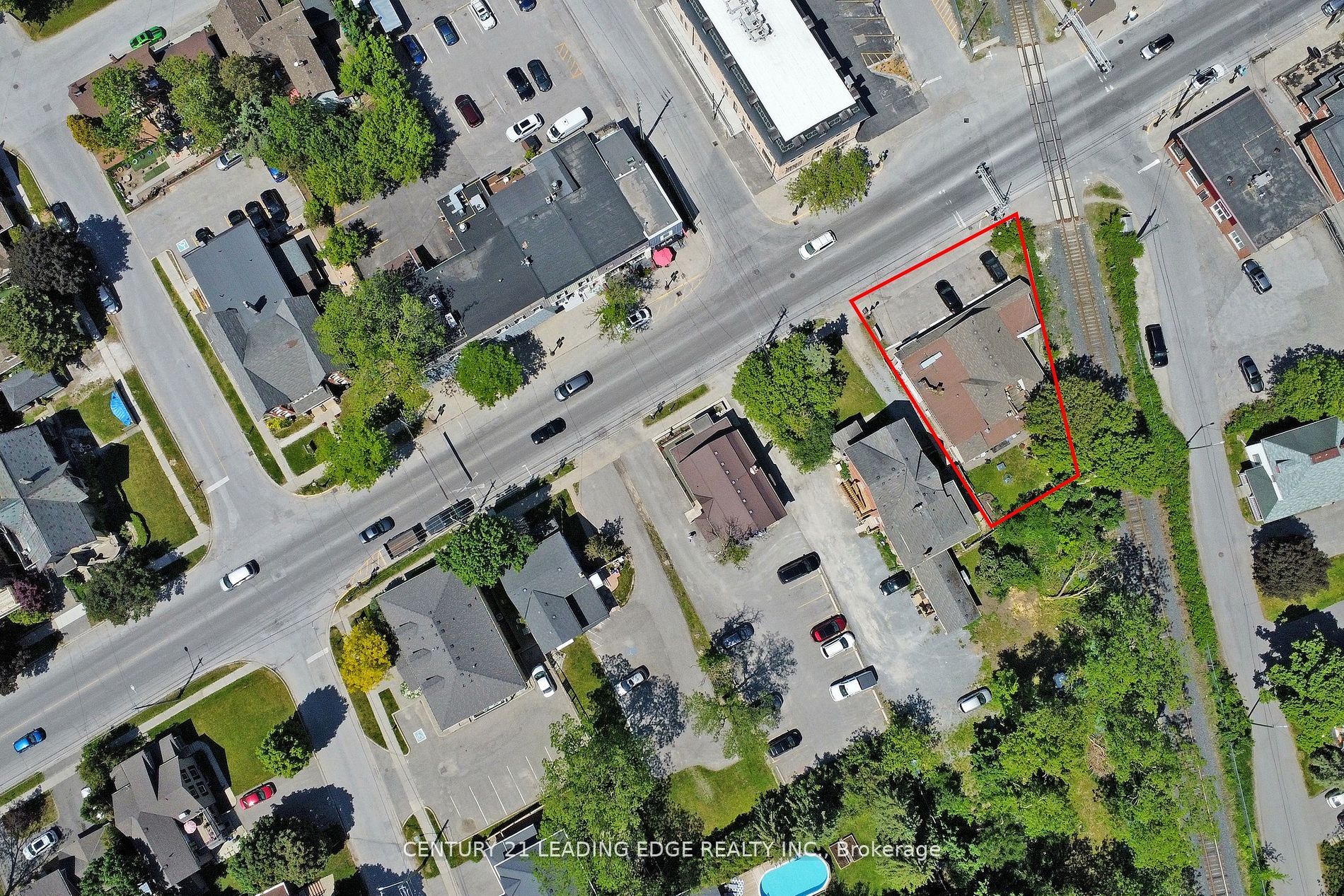 6193 Main St Property Photo 12