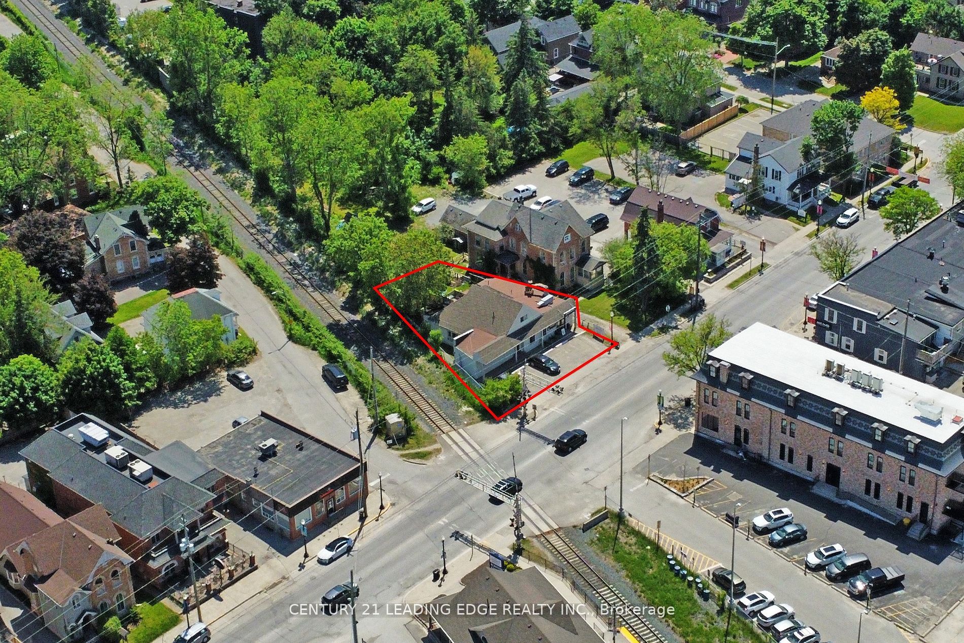 6193 Main St Property Photo 13
