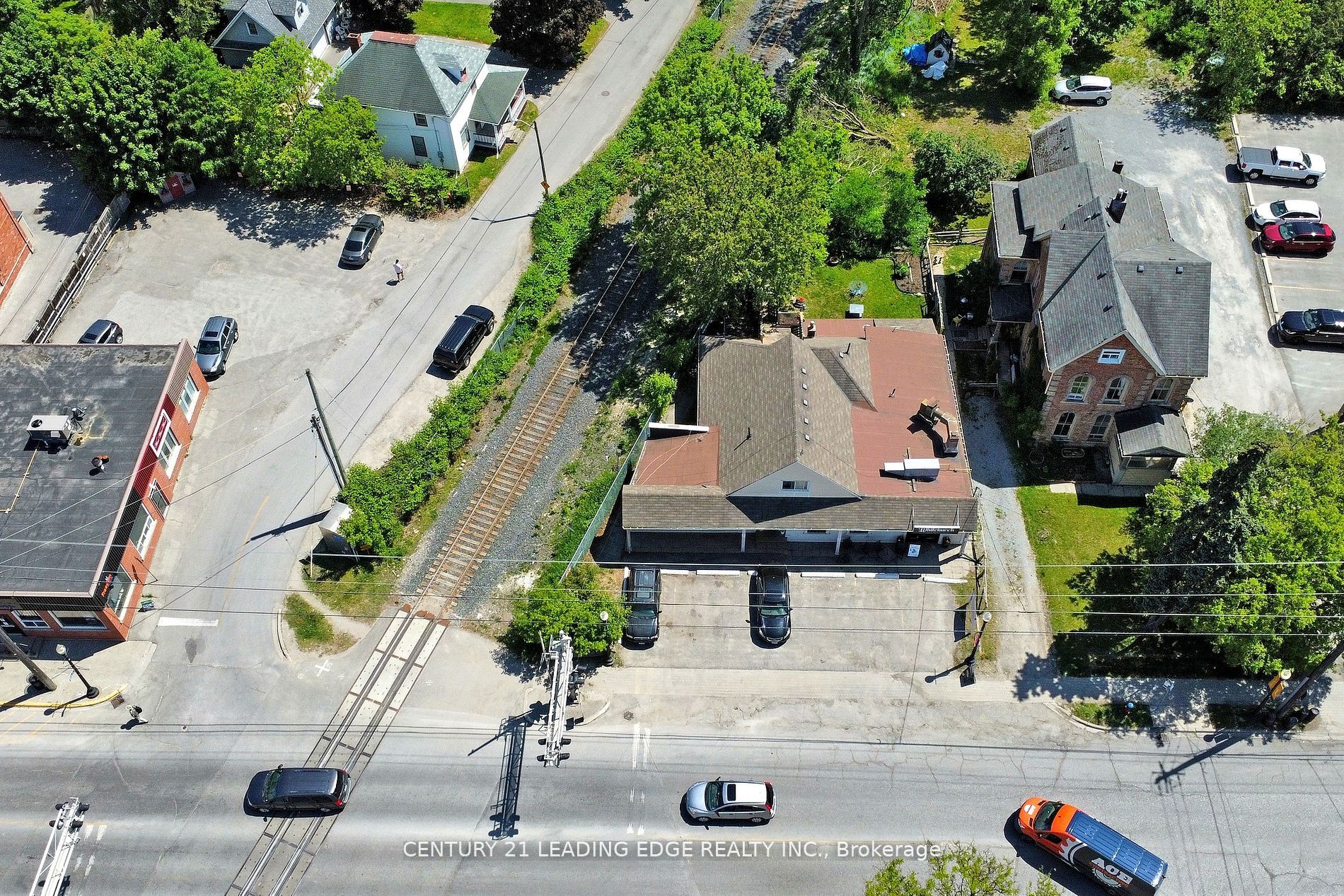 6193 Main St Property Photo 14