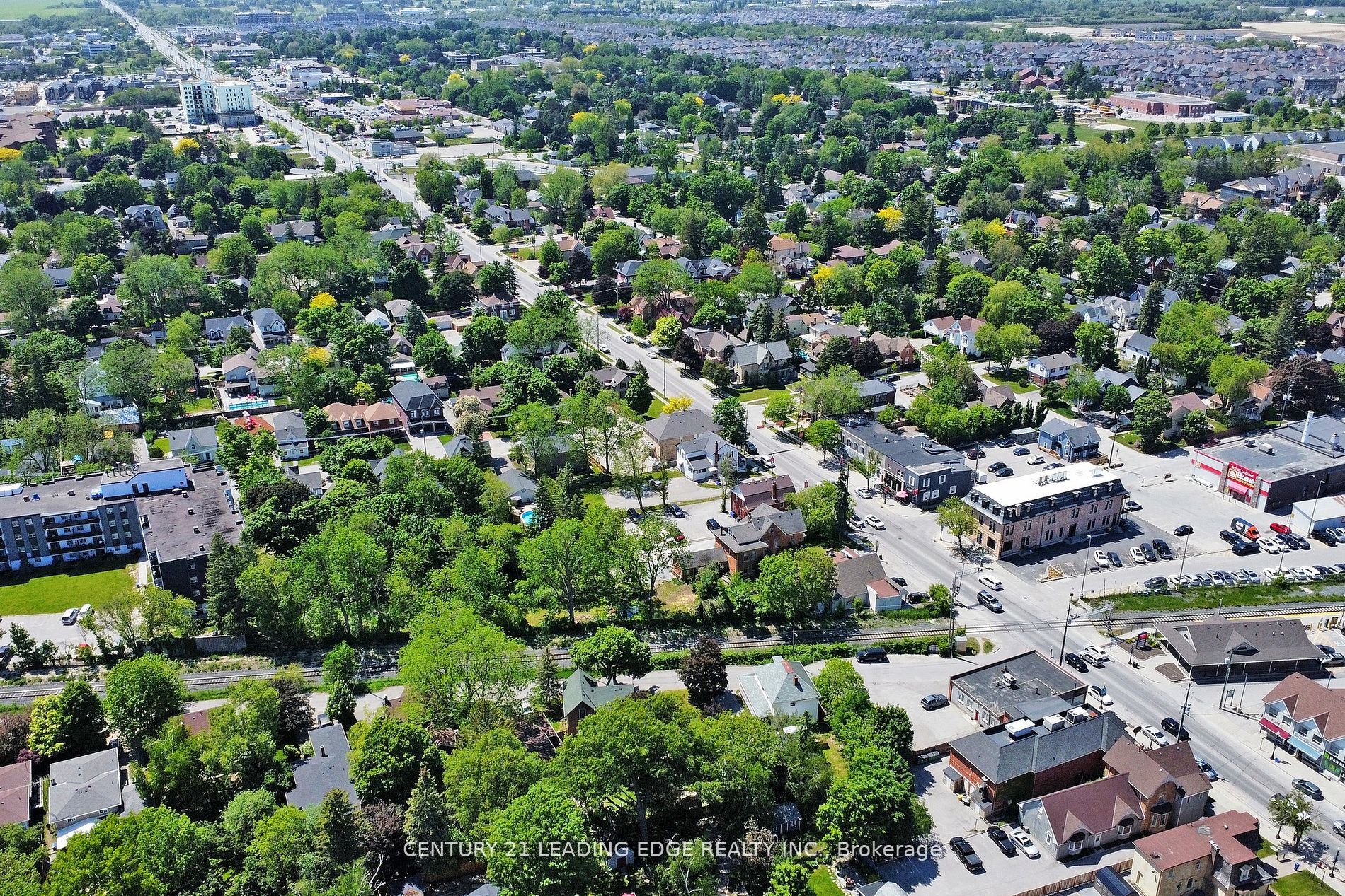 6193 Main St Property Photo 17
