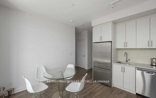 241 Sea Ray Ave 18 Property Photo 2
