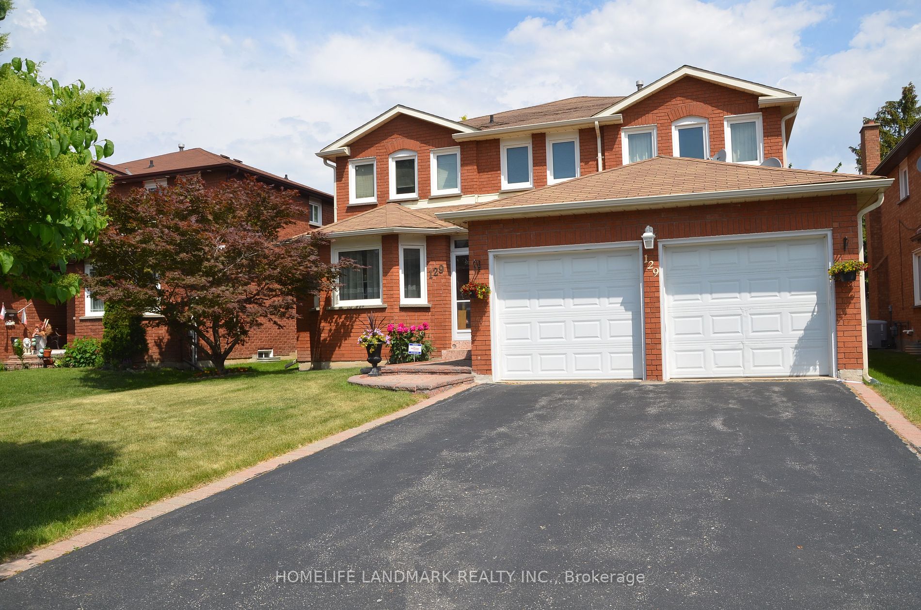 129 Lyndhurst Dr Property Photo