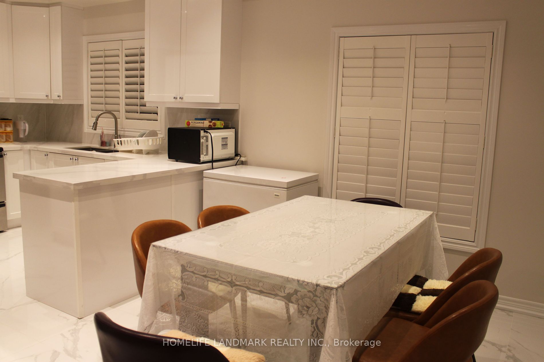 89 William Booth Ave Property Photo 10