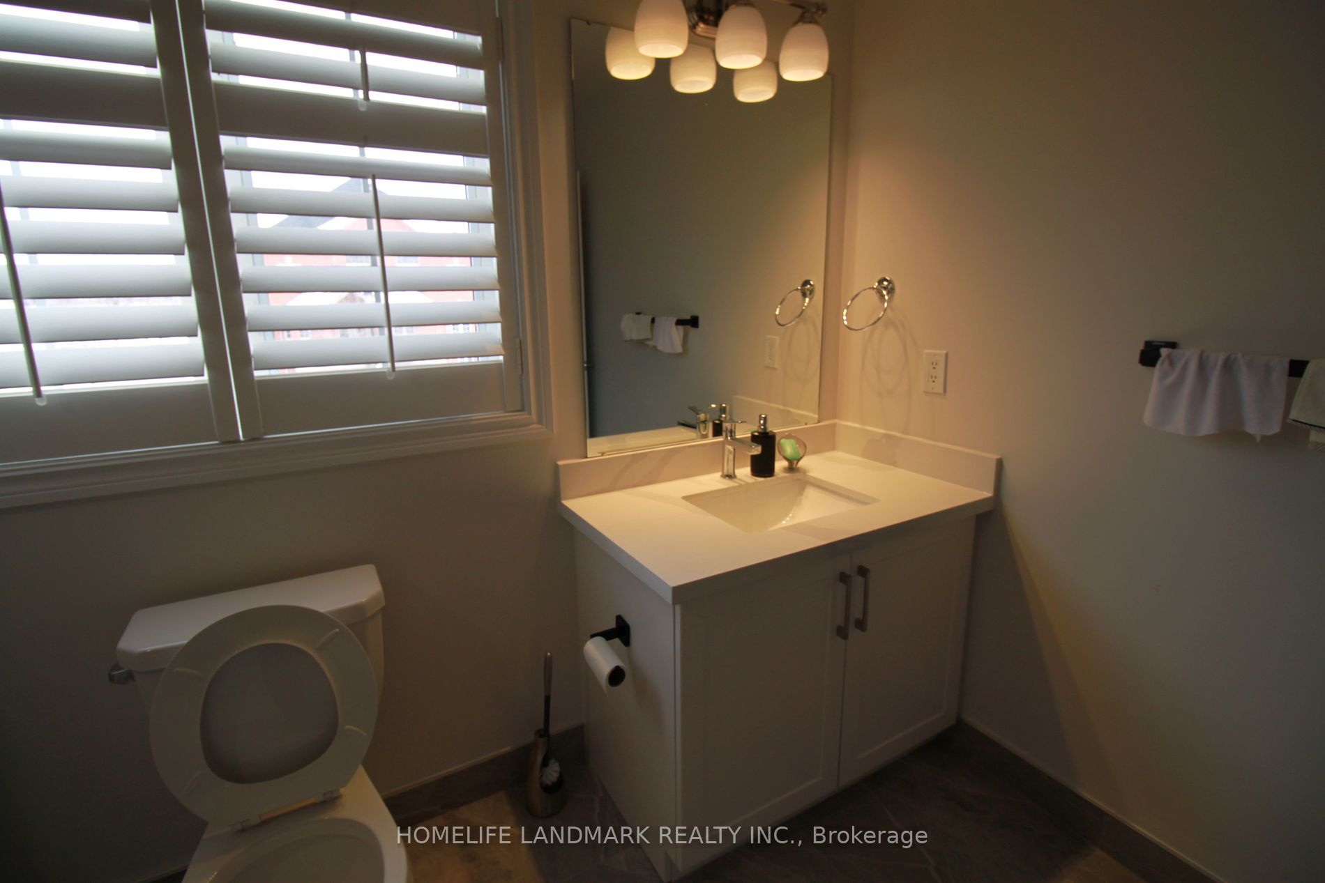89 William Booth Ave Property Photo 14