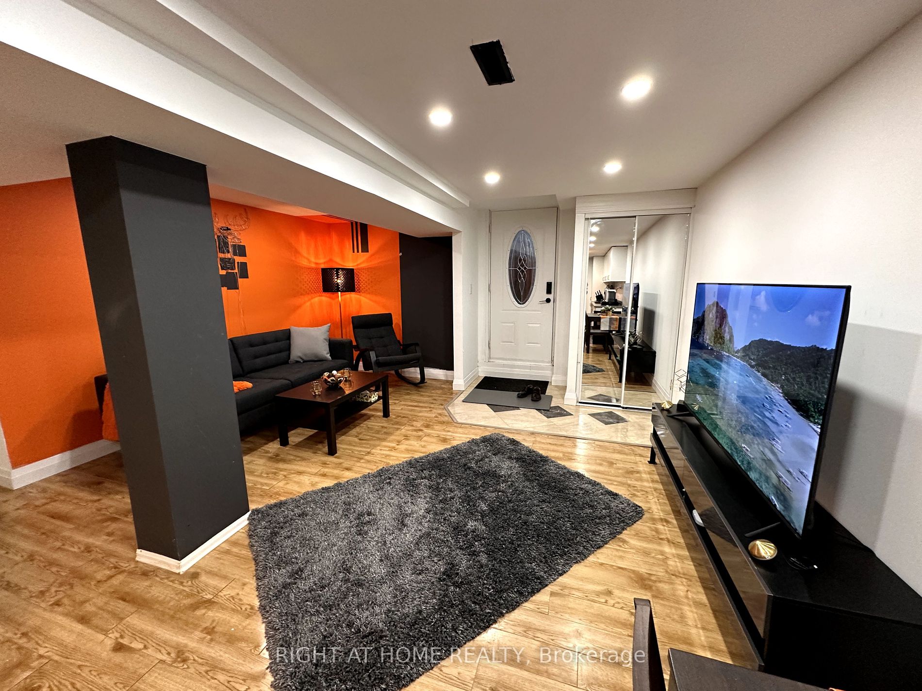 195 John Bowser Cres Property Photo 7