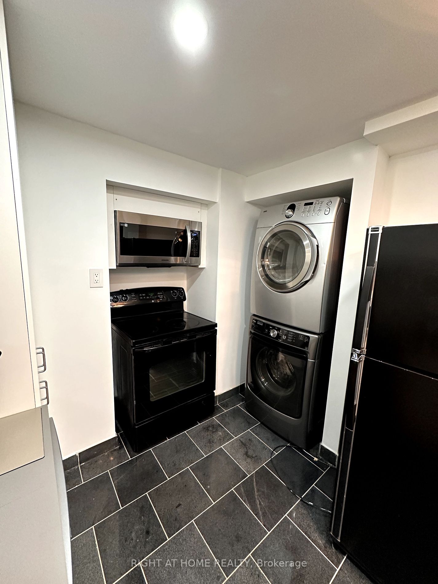 195 John Bowser Cres Property Photo 10