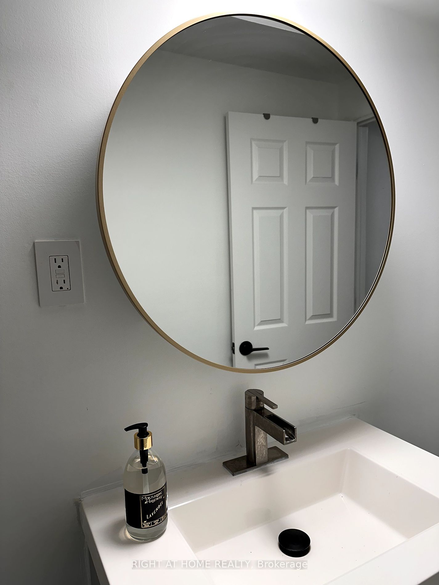 195 John Bowser Cres Property Photo 20