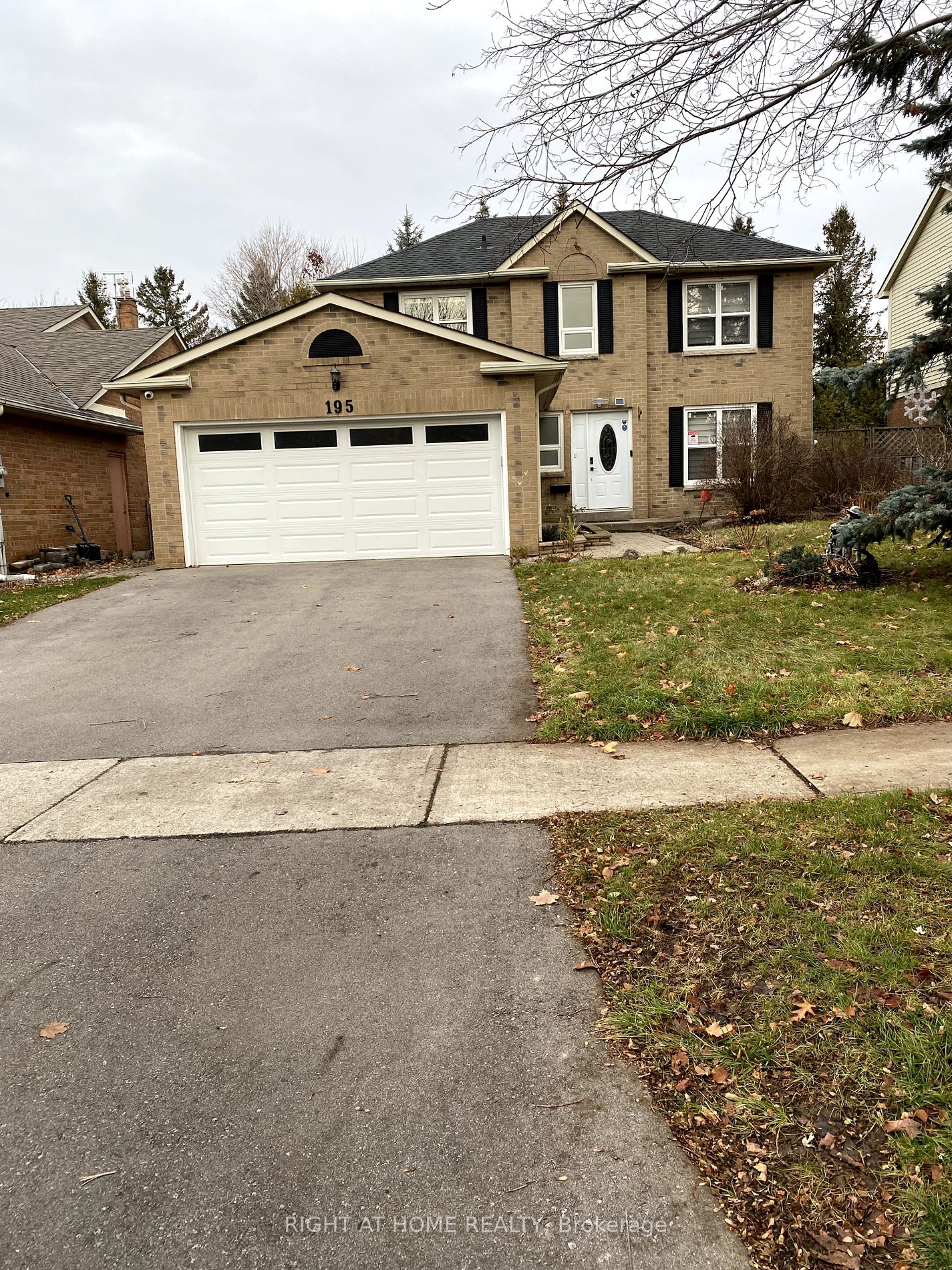 195 John Bowser Cres Property Photo 31