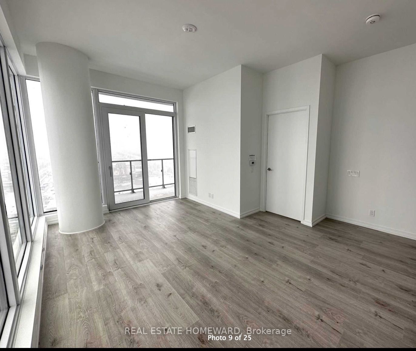 1000 Portage Pkwy 1711 Property Photo 7