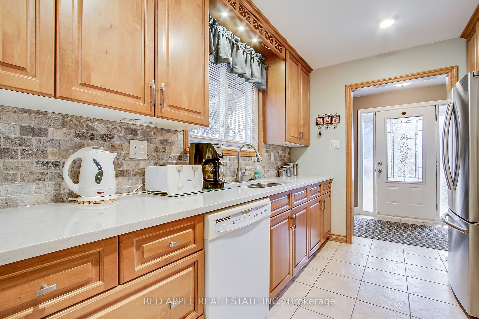 450 Orsi Ave Property Photo 10