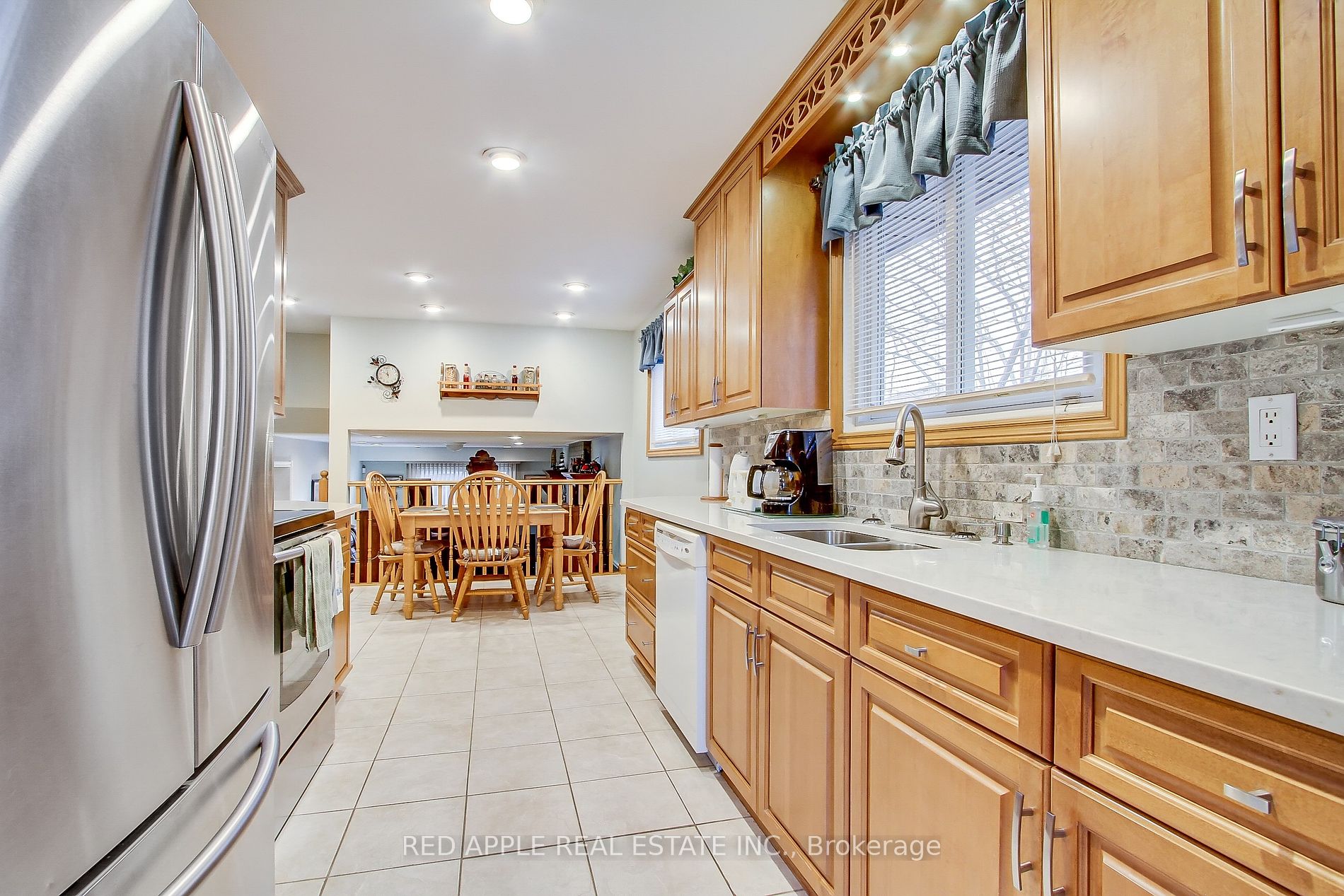 450 Orsi Ave Property Photo 12