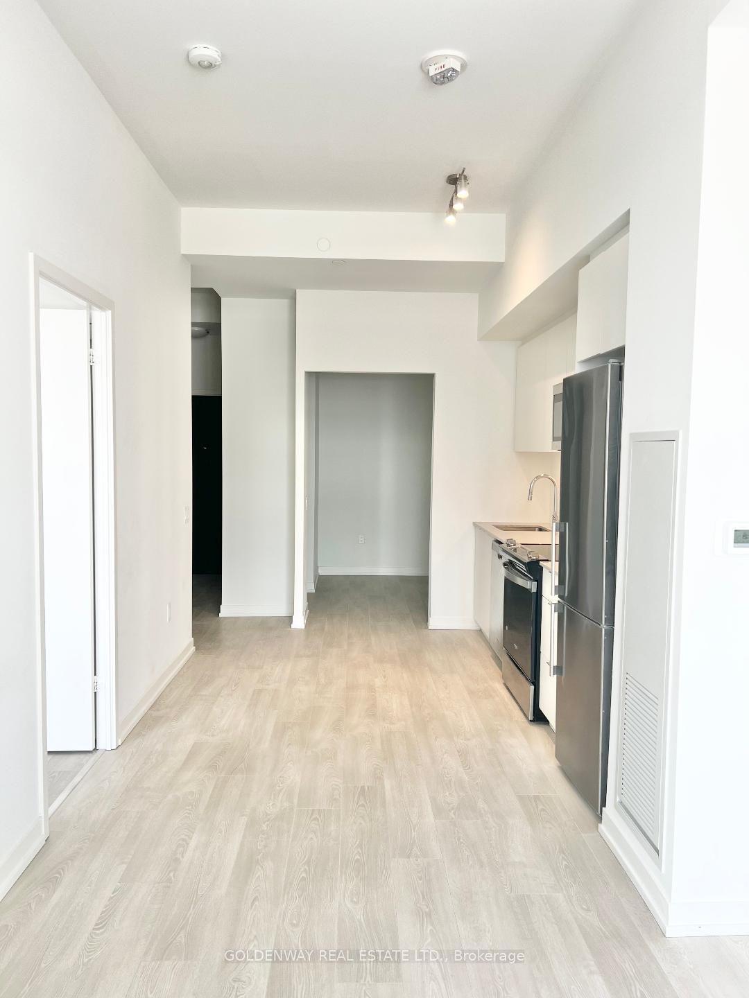 8868 Yonge St 12 Property Photo 3