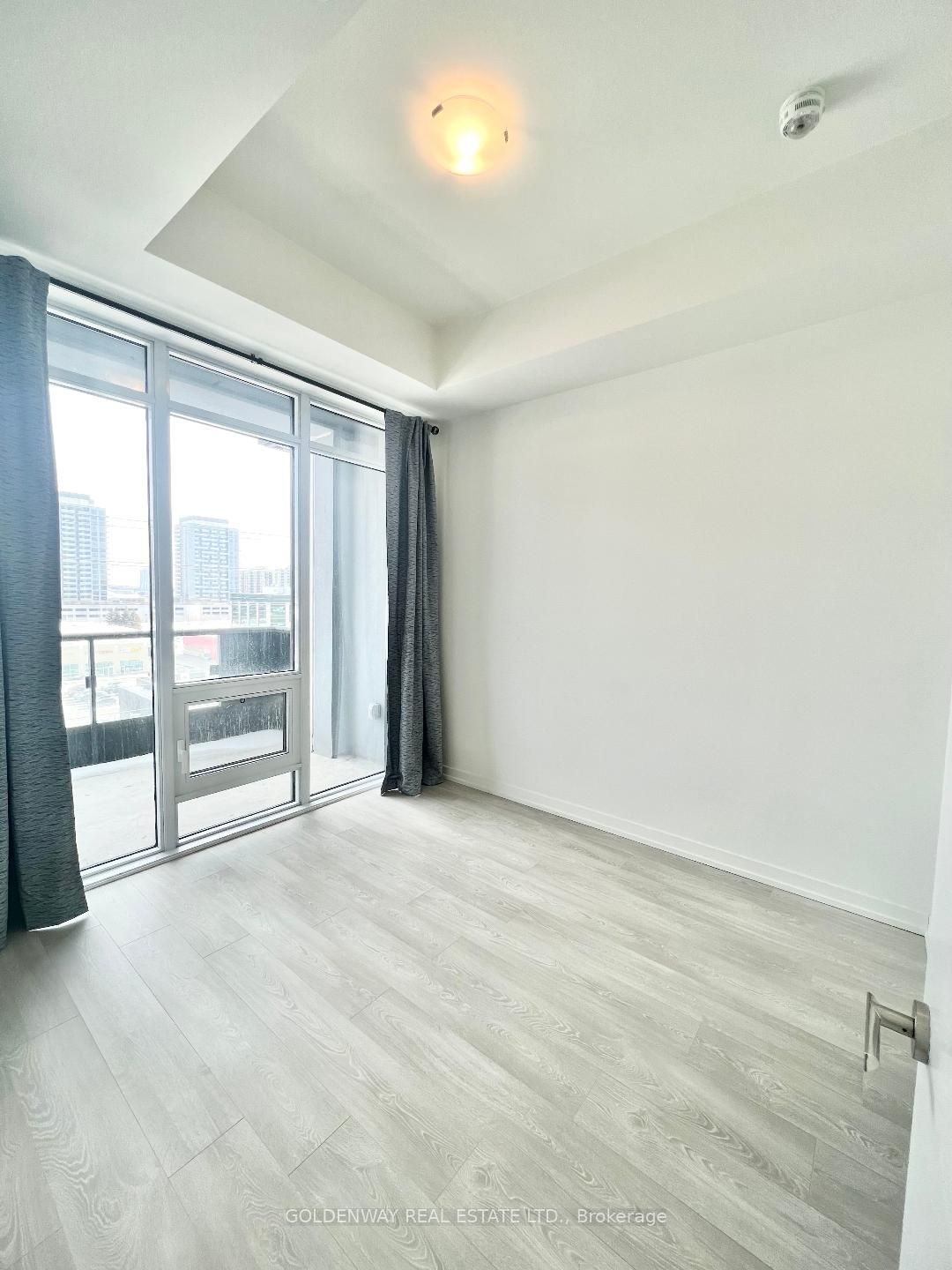 8868 Yonge St 12 Property Photo 4