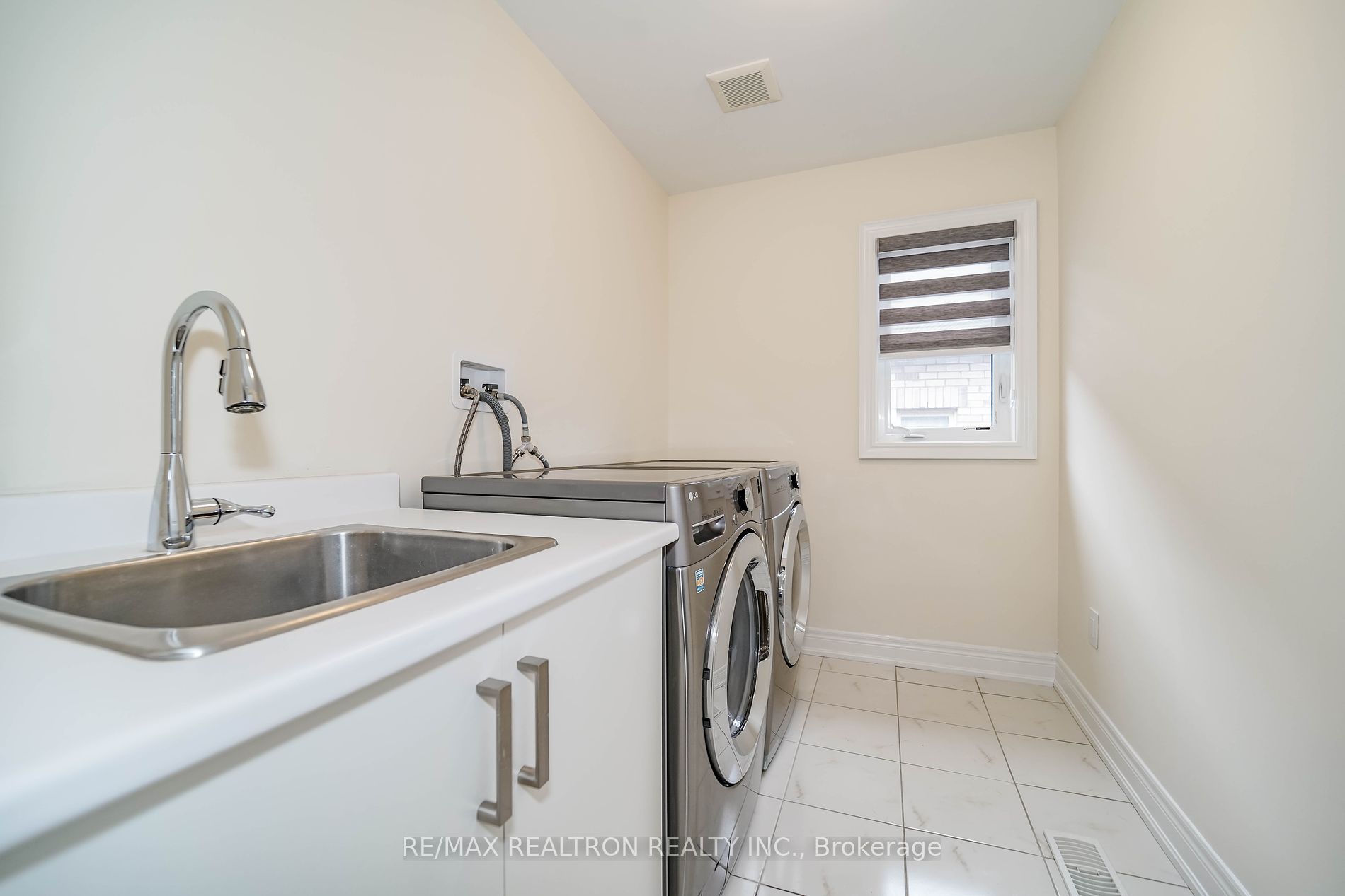 125 Jim Mortson Dr Property Photo 23