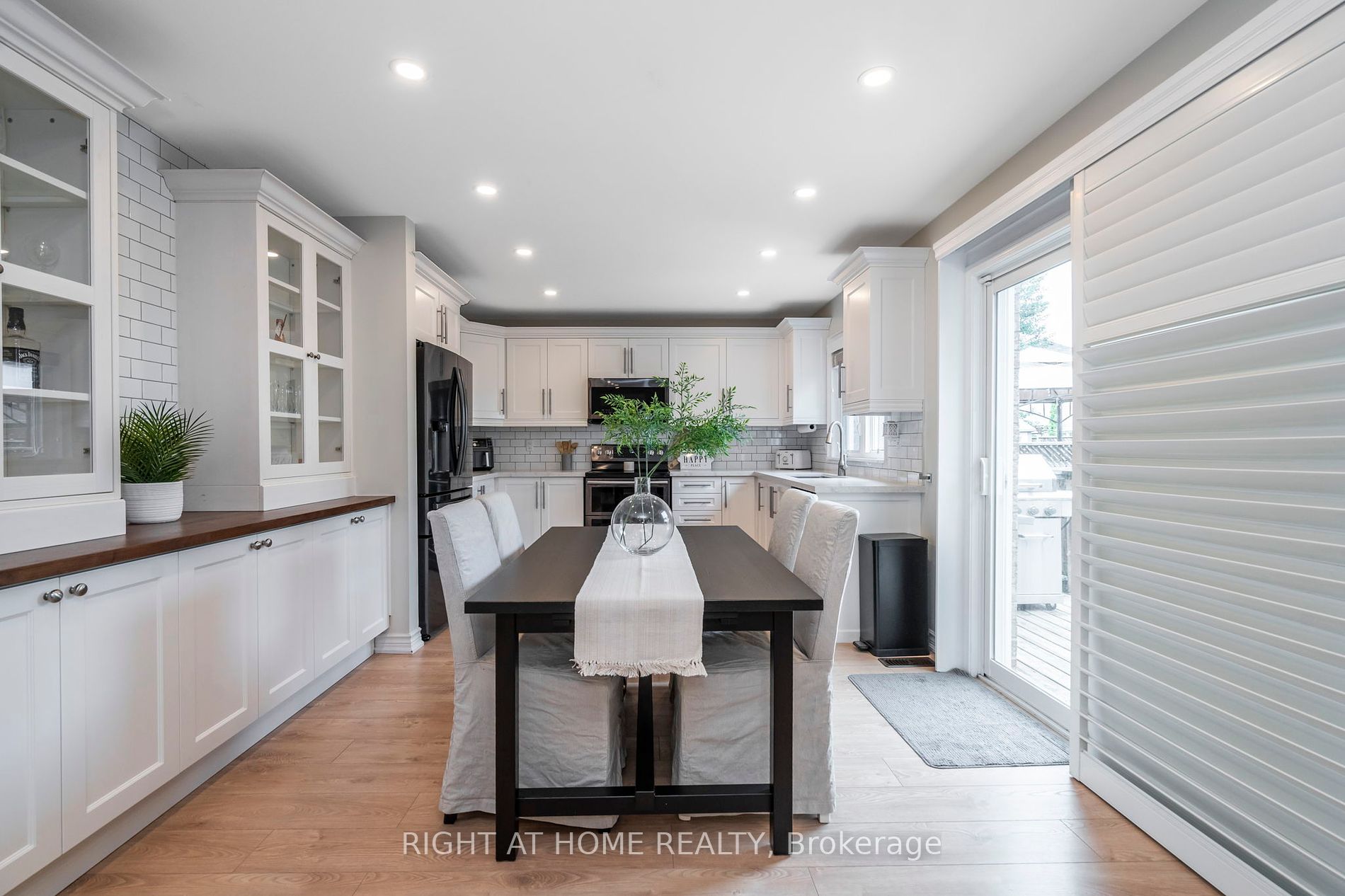 66 Kidd Cres Property Photo 10