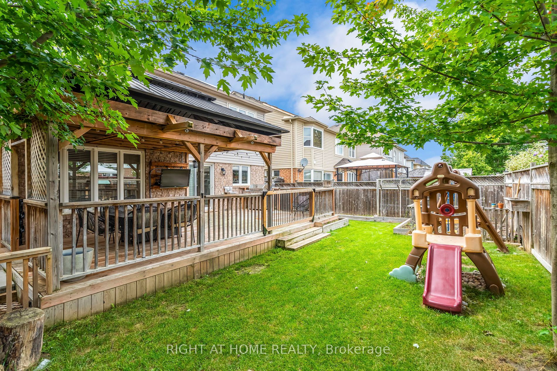 66 Kidd Cres Property Photo 30