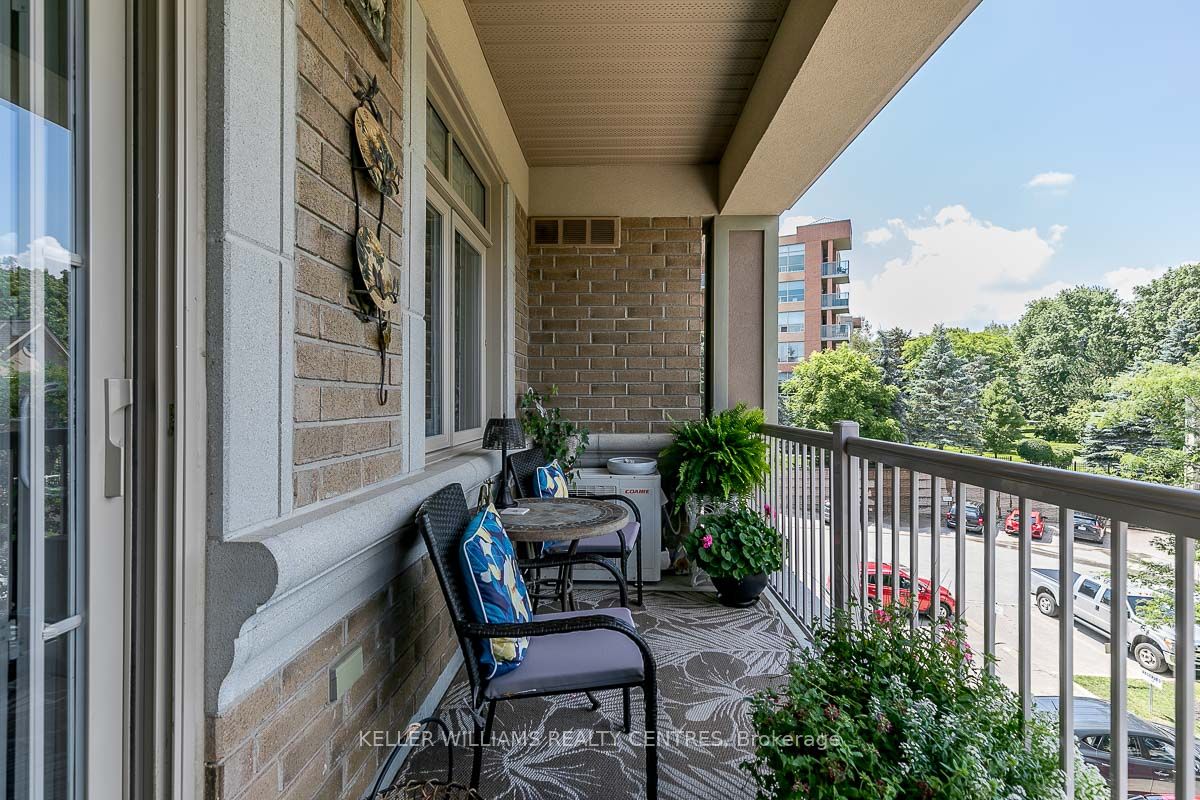 2 Briar Hill Hts 11 Property Photo 25