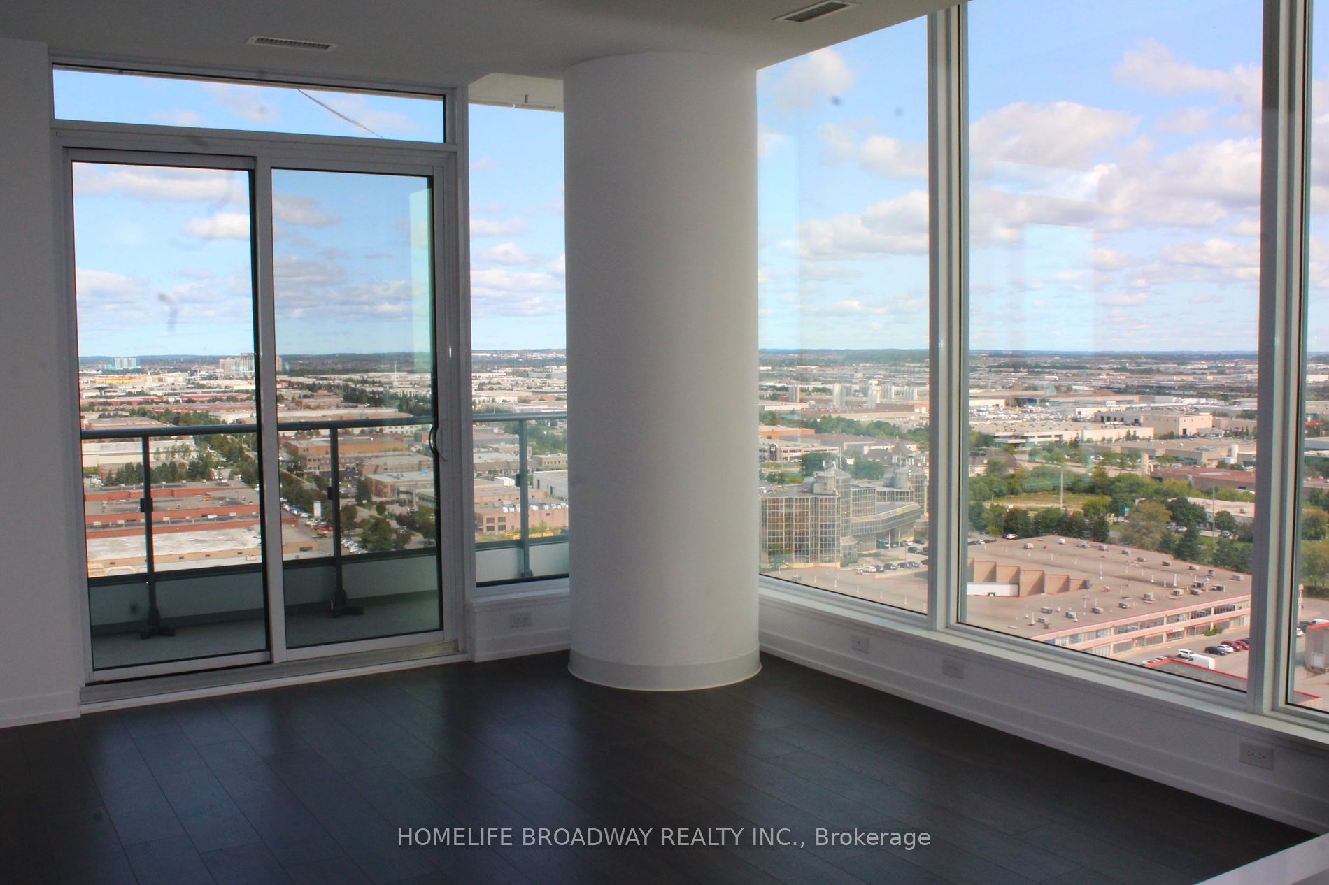 898 Portage Pkwy 2 Property Photo 4