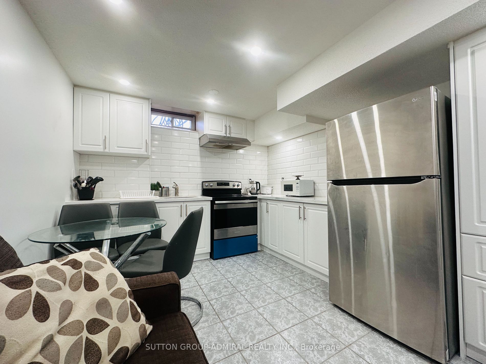 87 Marita Pl Property Photo 3
