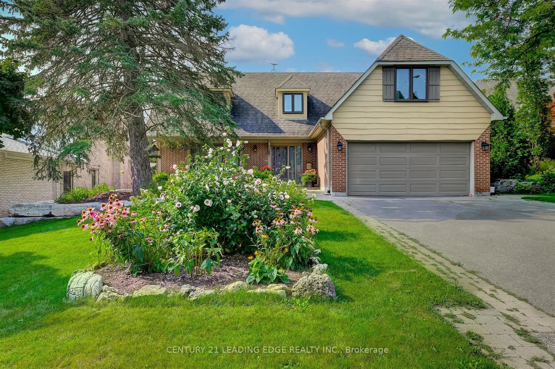 4 Prentice Crt Property Photo 1
