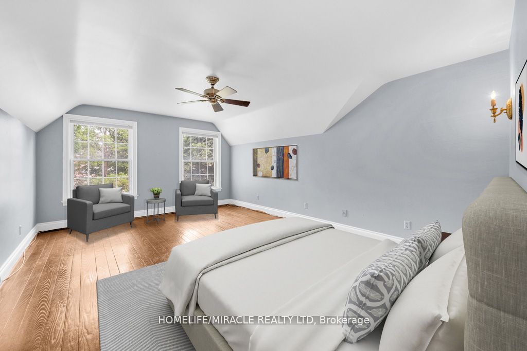 10 Houghton Blvd Property Photo 22