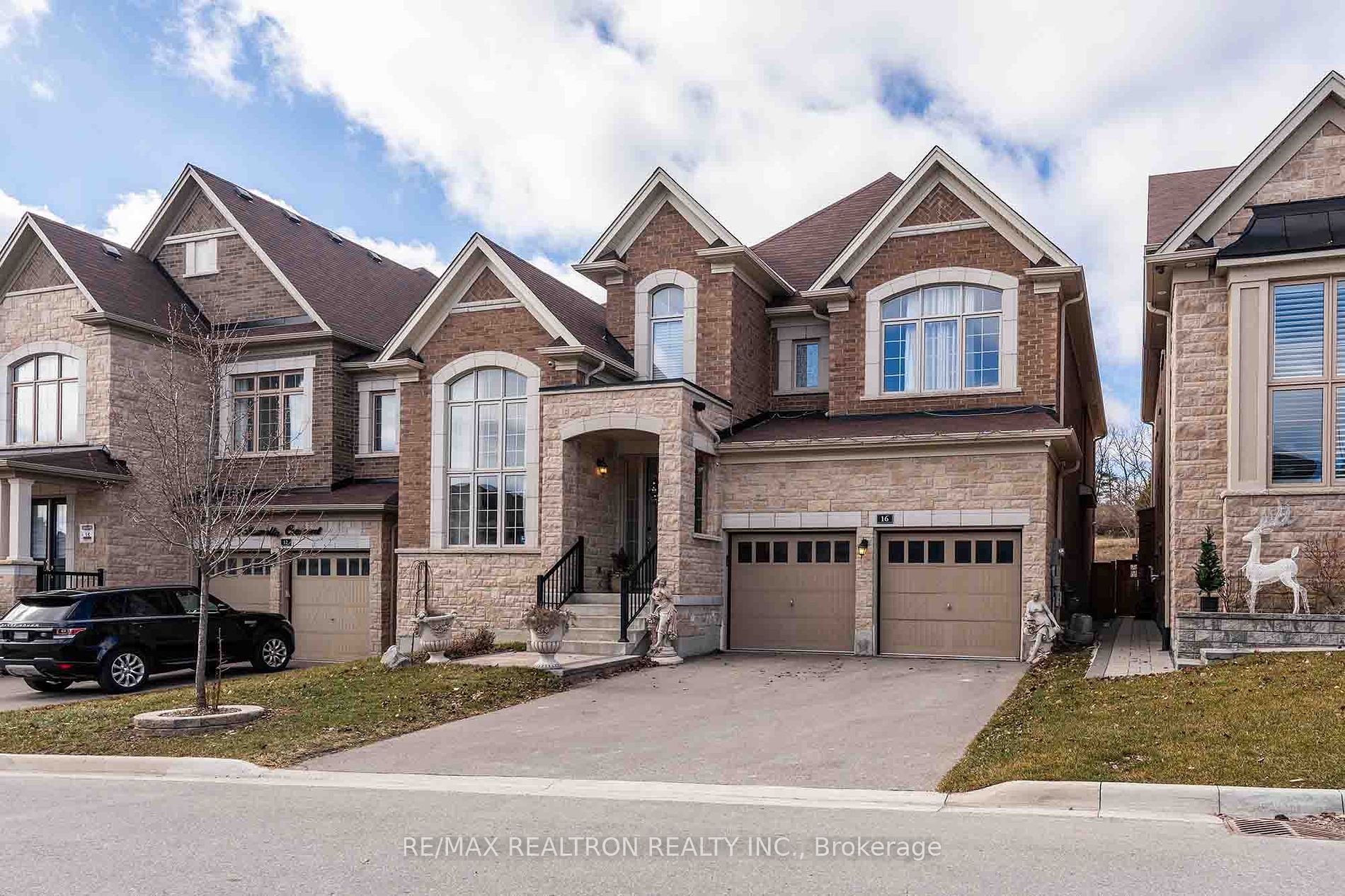 16 Prunella Cres Property Photo 2