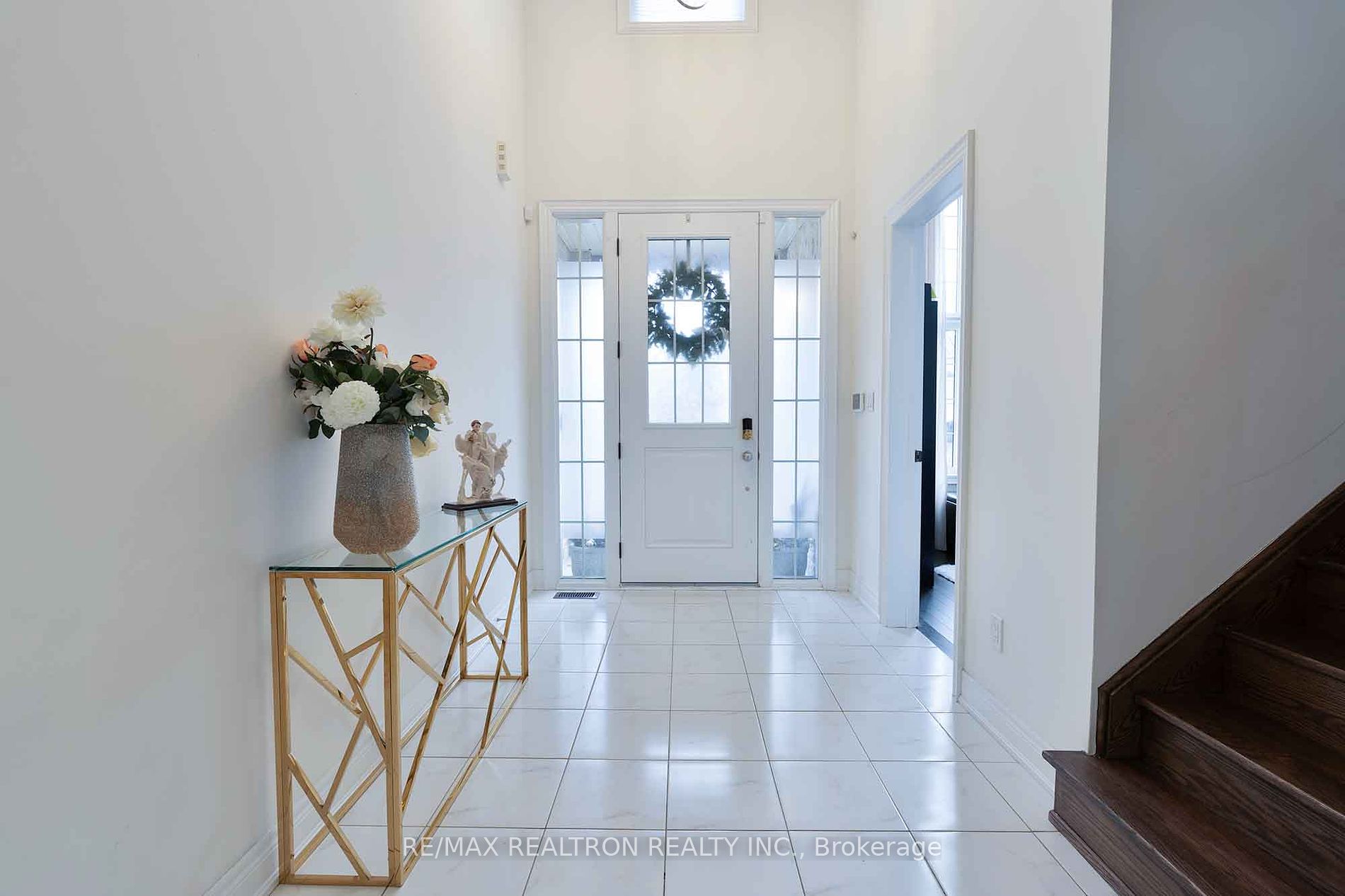 16 Prunella Cres Property Photo 4
